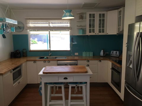Aqua Shack Jurien Bay - Redcliffe Tourism 1