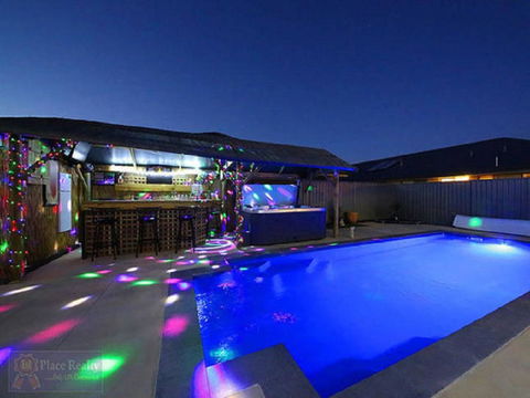 South Yunderup Holiday Rental - Redcliffe Tourism 1