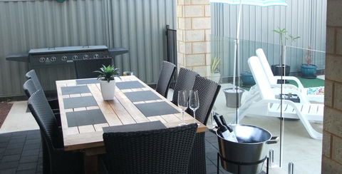 South Yunderup Holiday Rental - Redcliffe Tourism 4