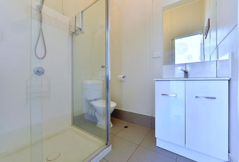 Mandurah Coastal Holiday Park - Redcliffe Tourism 4