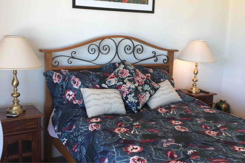 Ocean View Homestead - Redcliffe Tourism 3