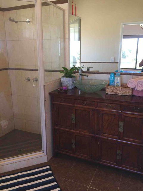 Ocean View Homestead - Redcliffe Tourism 17