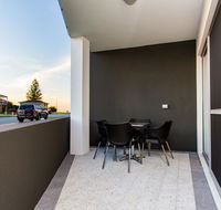 Reflections By Rockingham Apartments - Redcliffe Tourism