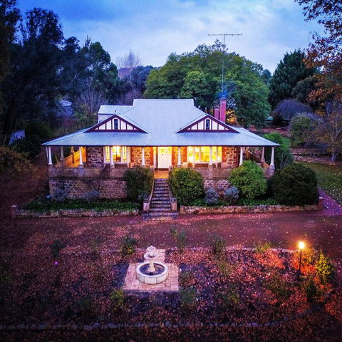 Historic Oakhill House Entire Estate - Redcliffe Tourism 0
