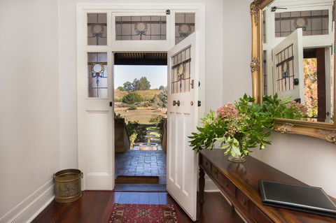 Historic Oakhill House Entire Estate - Redcliffe Tourism 3
