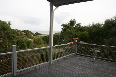 Peppy Beach Ocean Views - Redcliffe Tourism 9
