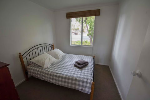 Peppy Beach Ocean Views - Redcliffe Tourism 3