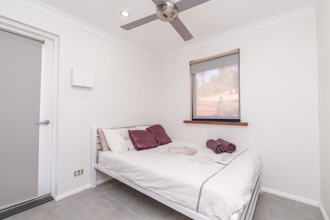 'Bindoon Valley Escape' Cottage - Redcliffe Tourism 4