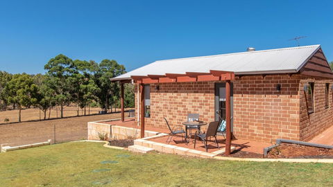 'Bindoon Valley Escape' Cottage - Redcliffe Tourism 9