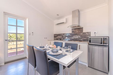 'Bindoon Valley Escape' Cottage - Redcliffe Tourism 1