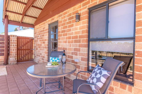 'Bindoon Valley Escape' Cottage - Redcliffe Tourism 6