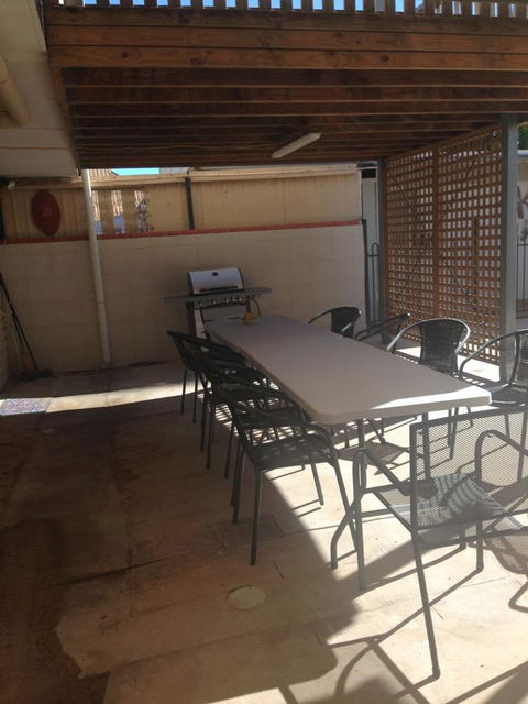 Lemon Tree Lodge - Redcliffe Tourism 14