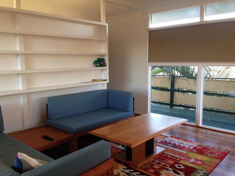 Lemon Tree Lodge - Redcliffe Tourism 12