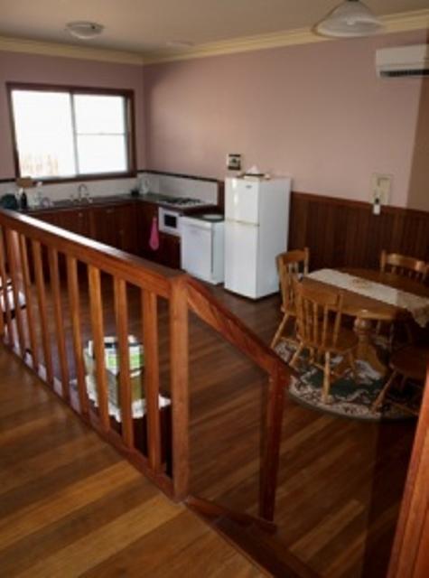 Pemberton Old Picture Theatre Holiday Apartments - Redcliffe Tourism 20