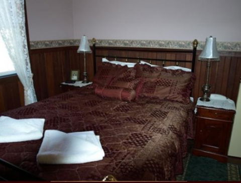 Pemberton Old Picture Theatre Holiday Apartments - Redcliffe Tourism 43