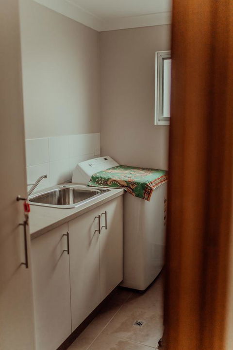 Bluebird Cottage - Redcliffe Tourism 24