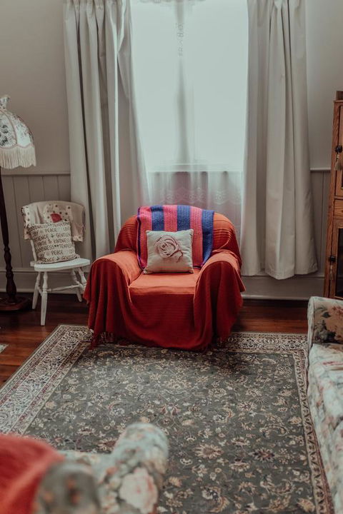 Bluebird Cottage - Redcliffe Tourism 11
