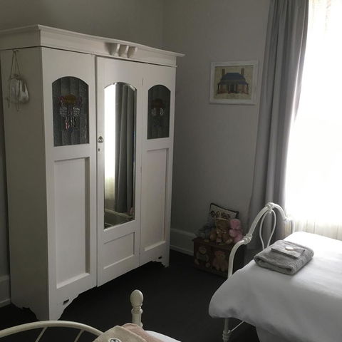 Bluebird Cottage - Redcliffe Tourism 4