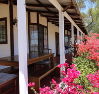 Daisy Cottage - Redcliffe Tourism