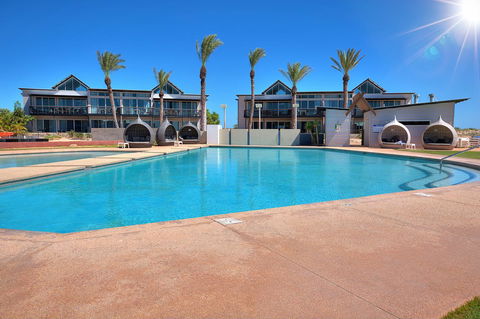 Mantarays Ningaloo Beach Resort - Redcliffe Tourism 18