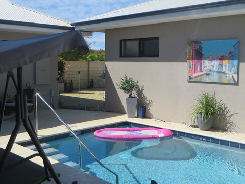 Yunderup Kannie Kottage - Redcliffe Tourism 5