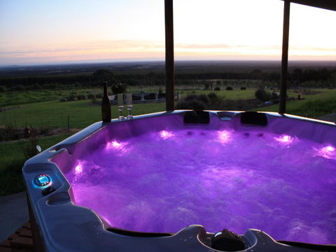 Tanen Farm - Redcliffe Tourism 0