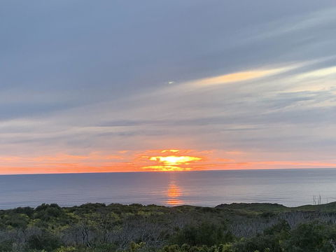 Redgate Beach Escape - Redcliffe Tourism 6