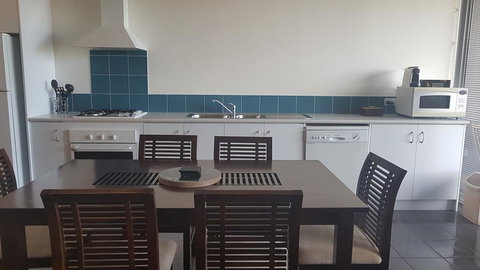 Seaview And Spa At Torbay - Redcliffe Tourism 5