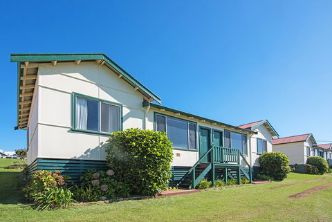 Augusta Hotel Motel - Redcliffe Tourism 0