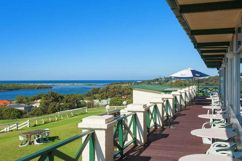 Augusta Hotel Motel - Redcliffe Tourism 7