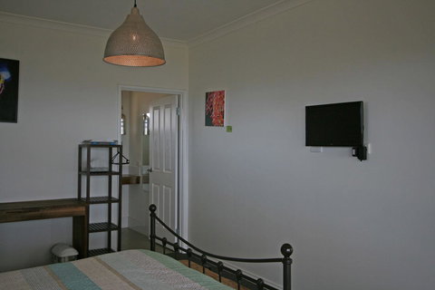 Bremer Bay B&B - Redcliffe Tourism 12