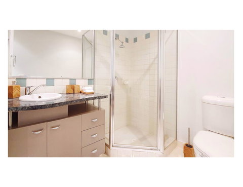 Stylish 1BDR Unit In The Heart Of Subiaco - Redcliffe Tourism 8