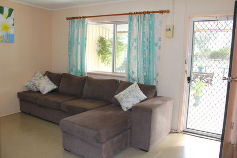 Jurien Beachfront Holiday Units - Redcliffe Tourism 7