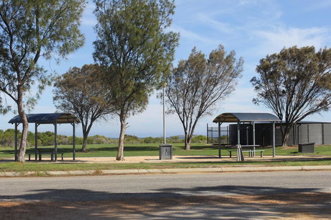 Jurien Beachfront Holiday Units - Redcliffe Tourism 21