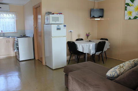 Jurien Beachfront Holiday Units - Redcliffe Tourism 9