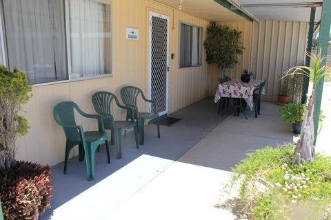 Jurien Beachfront Holiday Units - Redcliffe Tourism 0