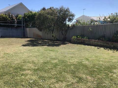 Beach Studio - Redcliffe Tourism 13