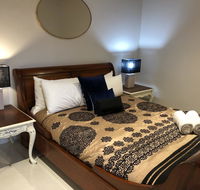 Beach Studio - Redcliffe Tourism