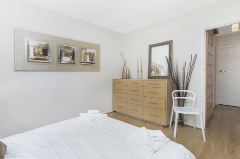 Gorgeous 26 1 Bed Designer Fitout Perfect Location - Redcliffe Tourism 28