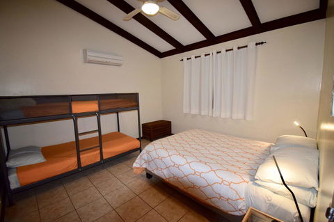Wildsights Villas - Redcliffe Tourism 3