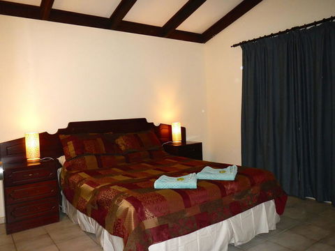 Wildsights Villas - Redcliffe Tourism 7