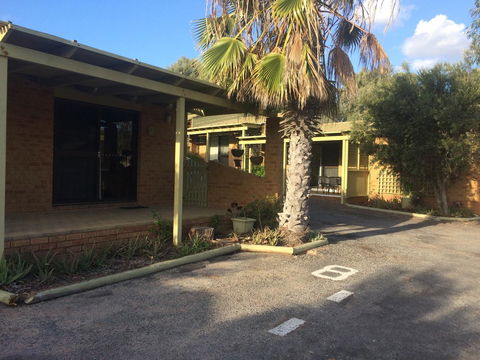 Wildsights Villas - Redcliffe Tourism 27