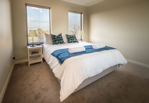 Woodlands Retreat - Redcliffe Tourism 11