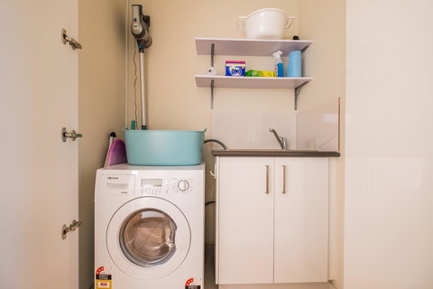 Woodlands Retreat - Redcliffe Tourism 13