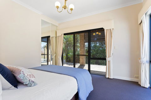 Swanview Ardross Shortstays - Redcliffe Tourism 21