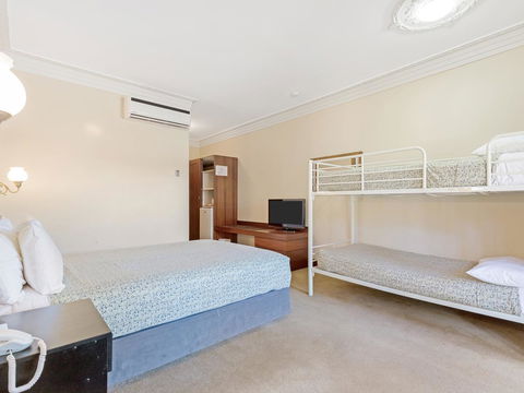 Heritage Country Motel - Redcliffe Tourism 20