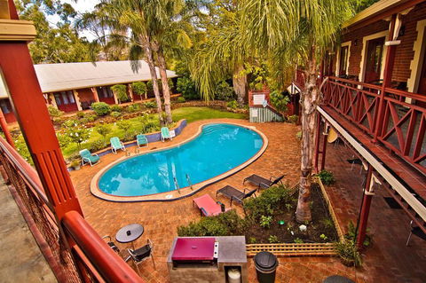 Heritage Country Motel - Redcliffe Tourism 0