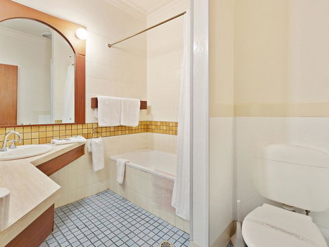 Heritage Country Motel - Redcliffe Tourism 2