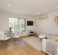 Cottesloe Beach Pines Apartment - Redcliffe Tourism