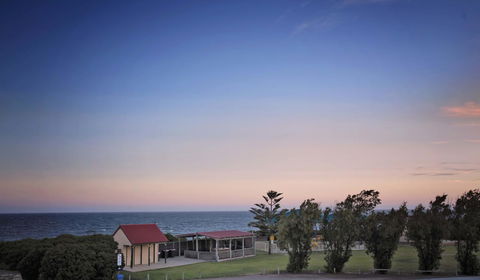 Hopetoun Motel & Chalet Village - Redcliffe Tourism 34